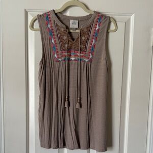 Knox Rose Embroidered Sleeveless Top - Tan and Multicolor